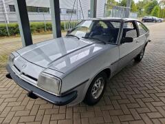 Opel-Manta-8